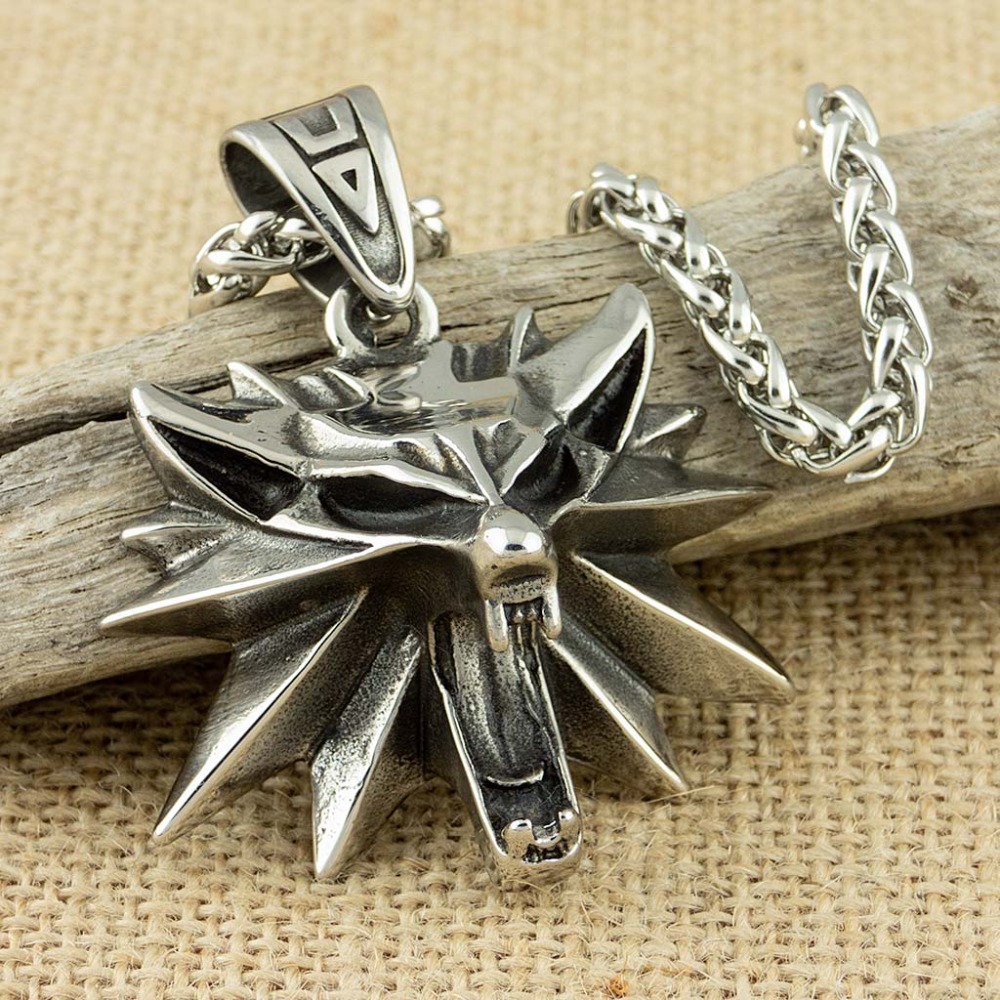 Collar con colgante de cabeza  - Wildman Hunting & Outdoor Polokwane Photos reseña y precio